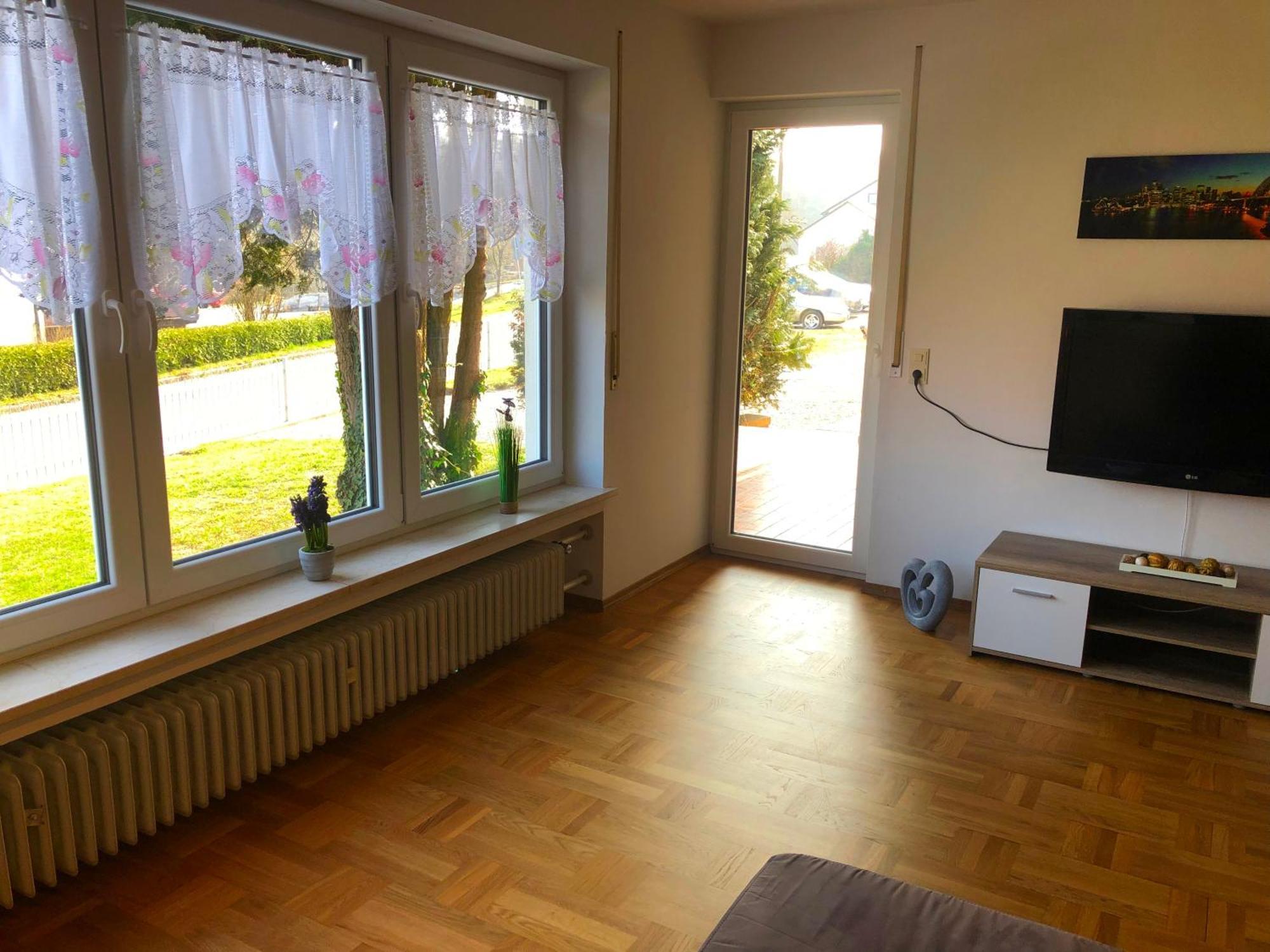 Ferienwohnungen / Ferienhaus Adelsried Εξωτερικό φωτογραφία